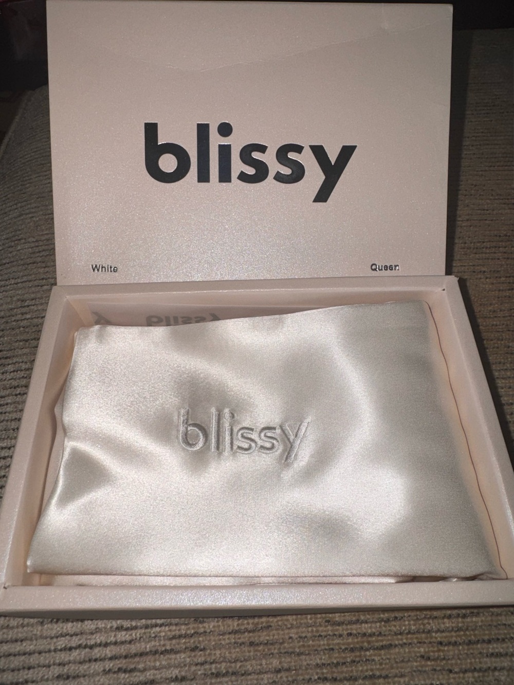 Blissy 100% Mulberry Silk 22 Momme Pillowcase White Queen NIB